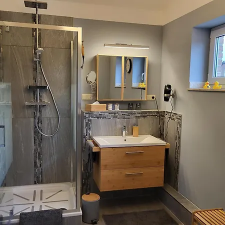 Am Rathenauplatz דירה *